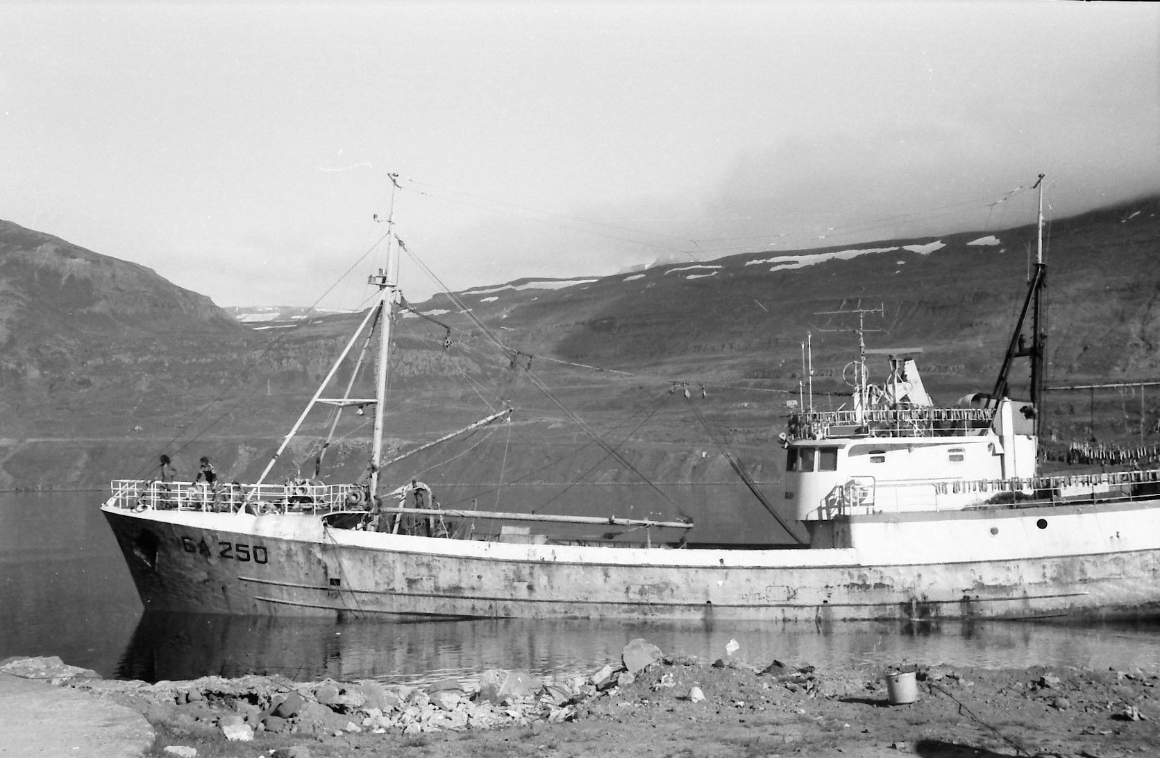 1972 u.þ.b.